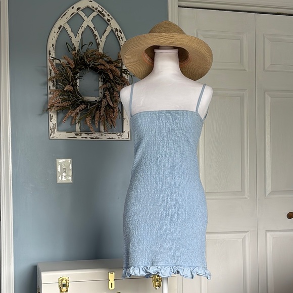 Dresses & Skirts - Lovers and Friends-Light Blue Sleeveless Dress with Ruffle Hem